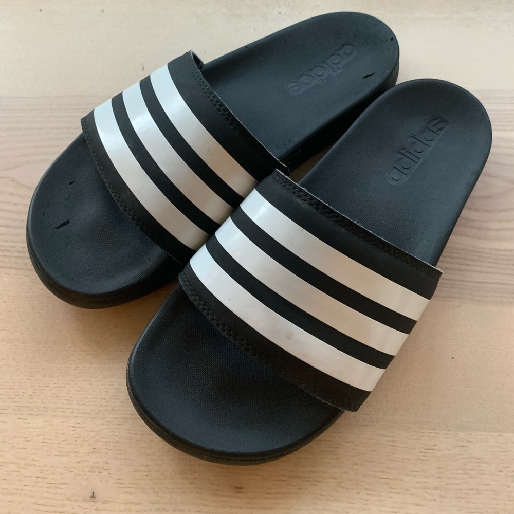 Adidas Cloudfoam Slides size 6 black
